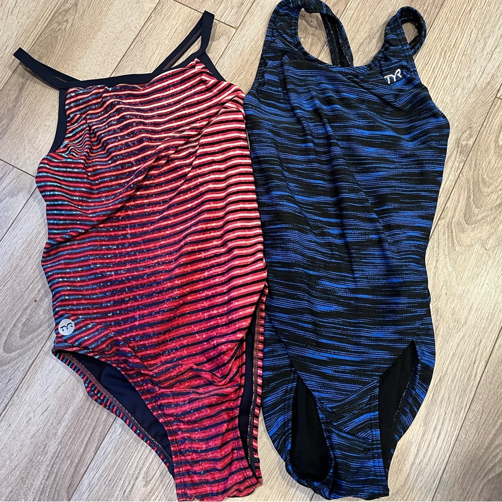 TYR Women’s Size 30 Combo LOT